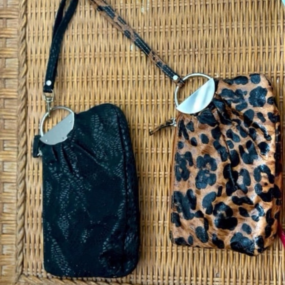 Two Wrislets Bags Black and Leopard Print